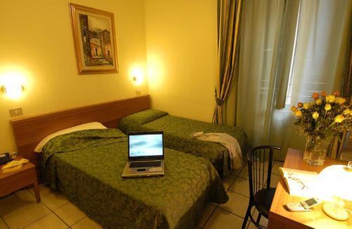 Hotel 22 Marzo Mediolan Zewnętrze zdjęcie