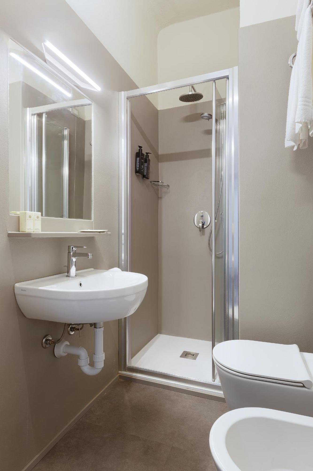 Hotel 22 Marzo Mediolan Zewnętrze zdjęcie